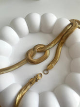 Load image into Gallery viewer, Mariel - Necklace
